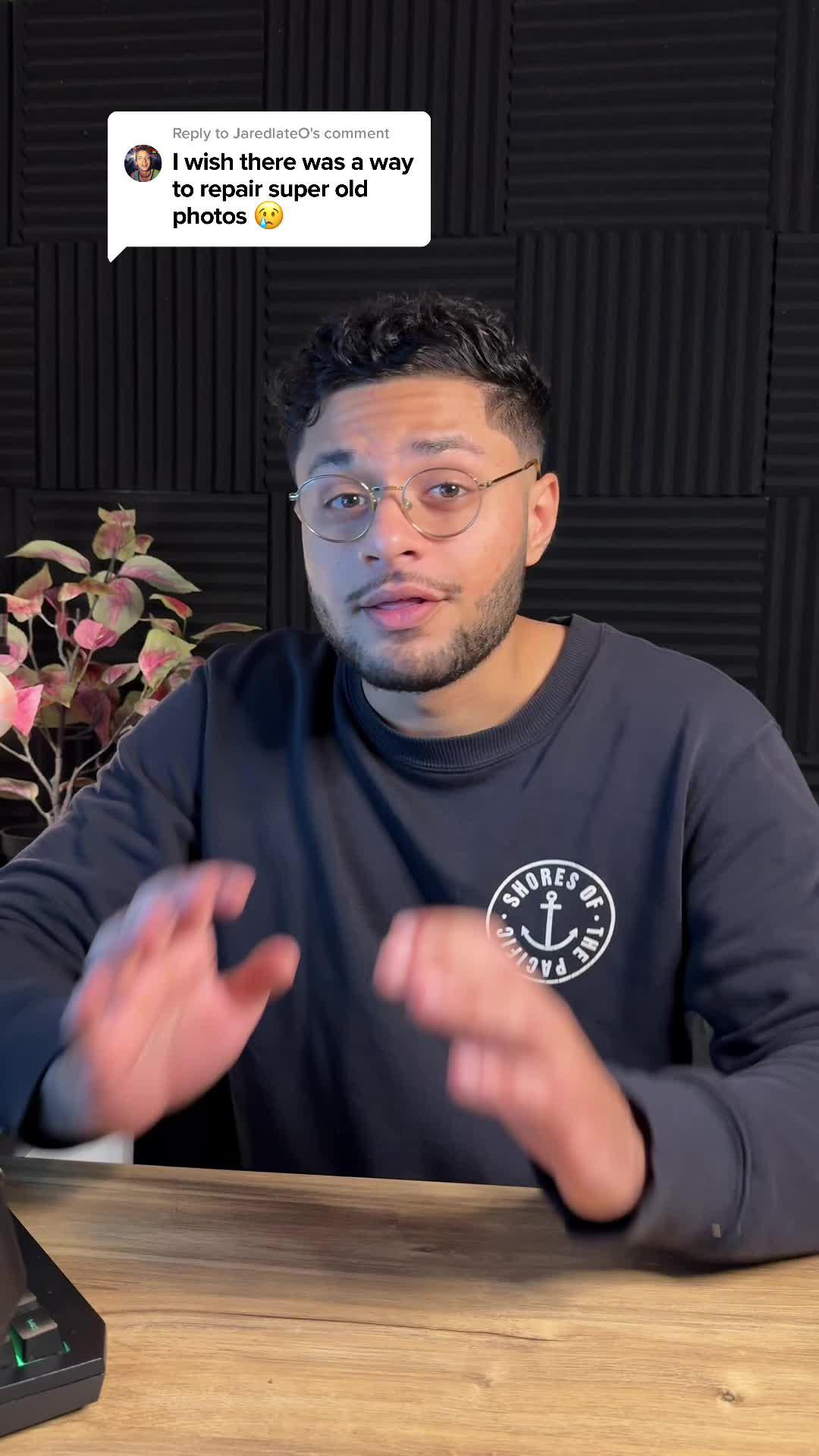 Give a new meaning to your photos with Upfoto!