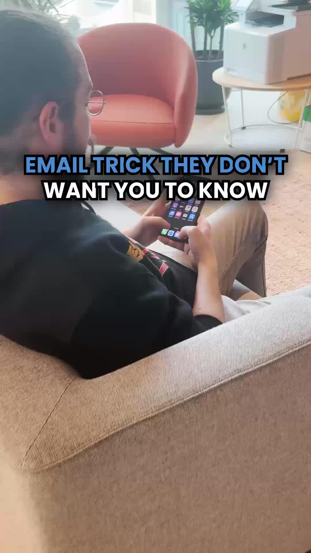 Delete spam e-mails and clean your inbox with Cleanup app in seconds.