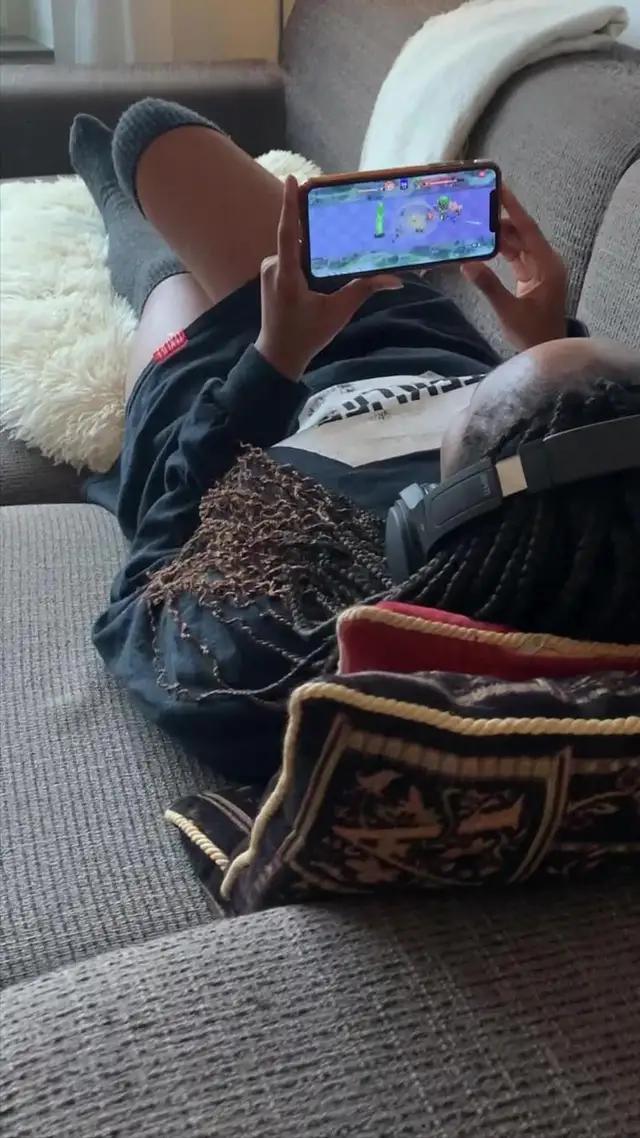 Build an army and conquer realms!