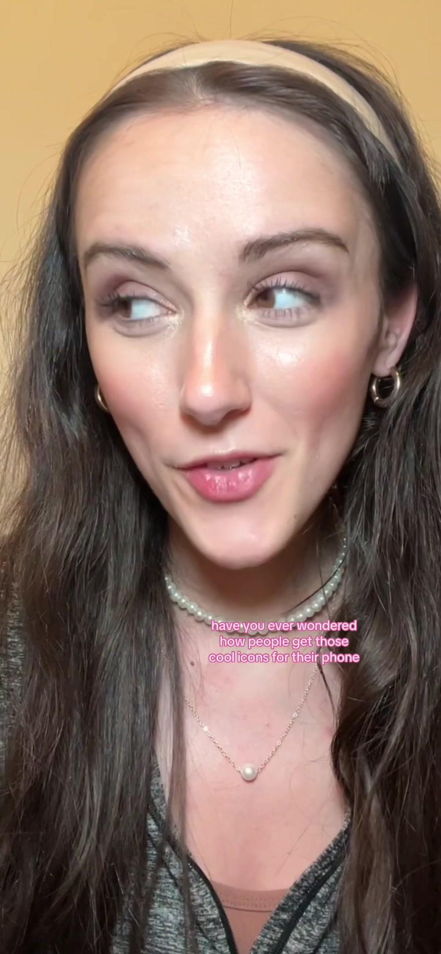 #widgethub is the cutest & I’m obsessed! Changing my wallpaper + icons again as we speak.. 🤭🤭💓 - #ugccreator #ugccreators #funapp #ugccontent #ramdam #cuteapps #wallpaperslive #appicons #apps #wallpapersyouneed #cuteicons #appsyouneed #phoneapps