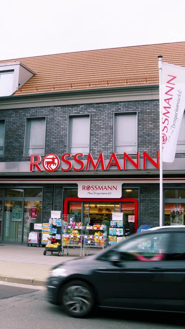 Von Foundation bis zum Finish: Im Juli täglich 24% auf dekorative Kosmetik mit der App sparen.