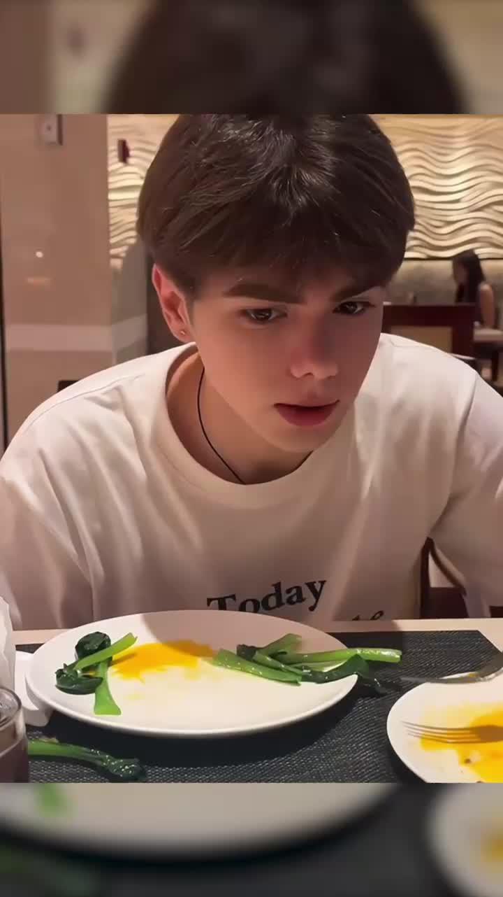 想要成為料理大師嗎？立即下載私廚小館，展開你的烹飪之旅！