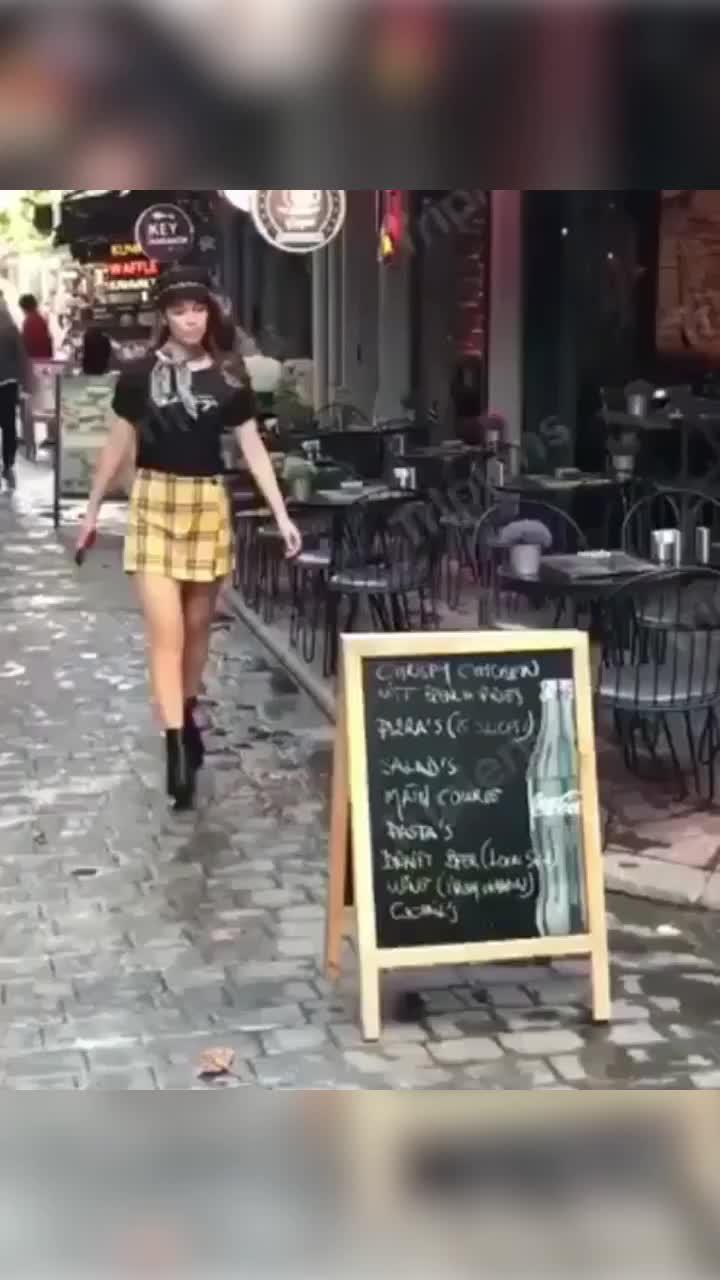 Easy translate text to English!