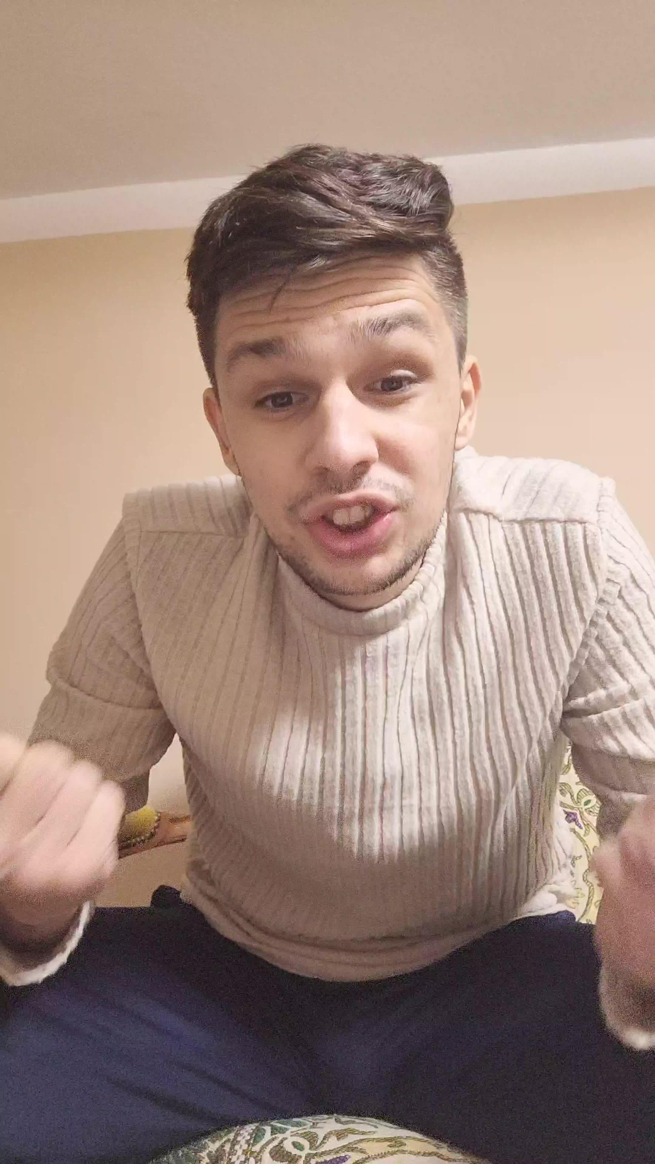 Summon legendary warriors and experience authentic SAIYAN battles in this awesome Dragon Ball game!