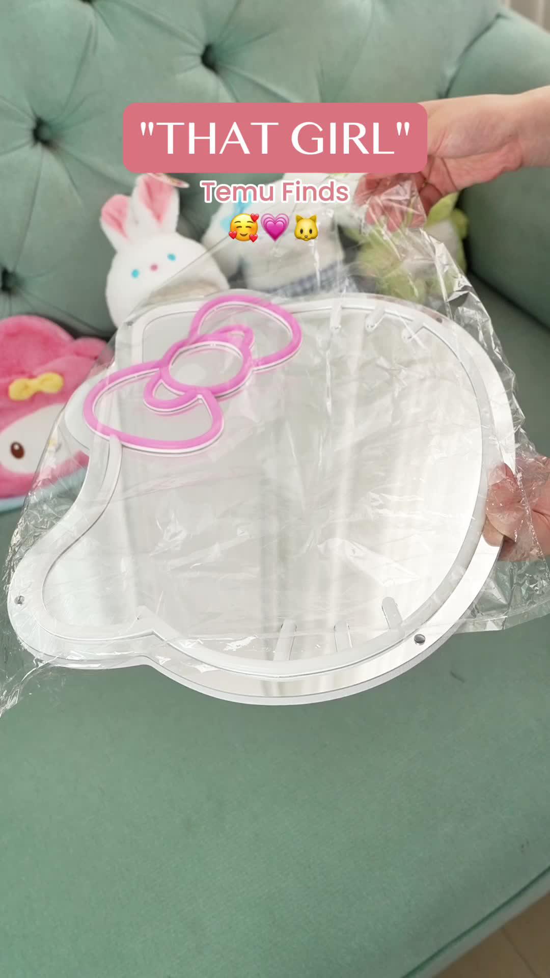 Light up your glam for free!✨😊🎁 Illuminate beauty with our cute LED mirror!🔍😍💕 #ZeroCostCuteness #BrightenYourDay #musthave #temufinds #temuhaul #savemoney #instagood #fyp #trending