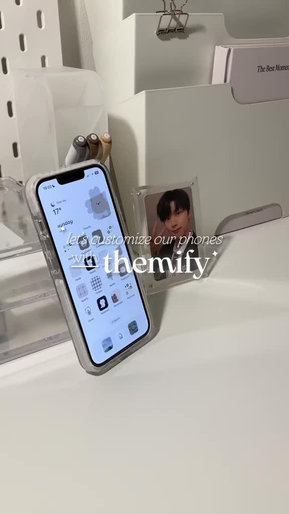 Set exclusive icons & themes for your iPhone!