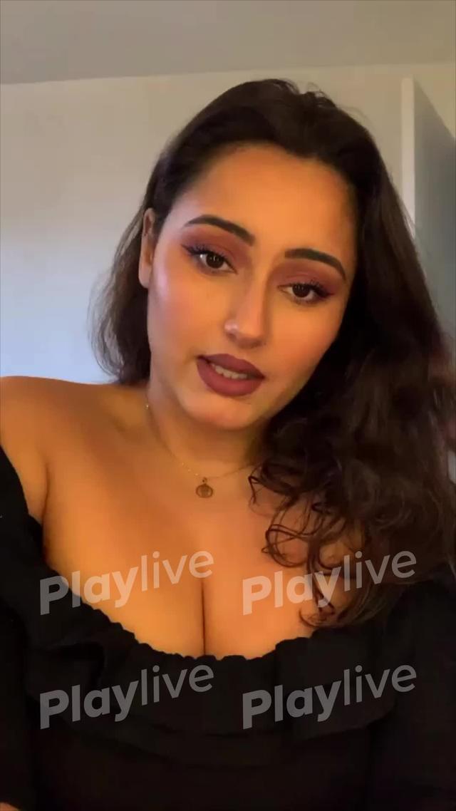 Chat vidéo en tête-à-tête avec des filles à proximité librement !  Téléchargez Playlive maintenant !