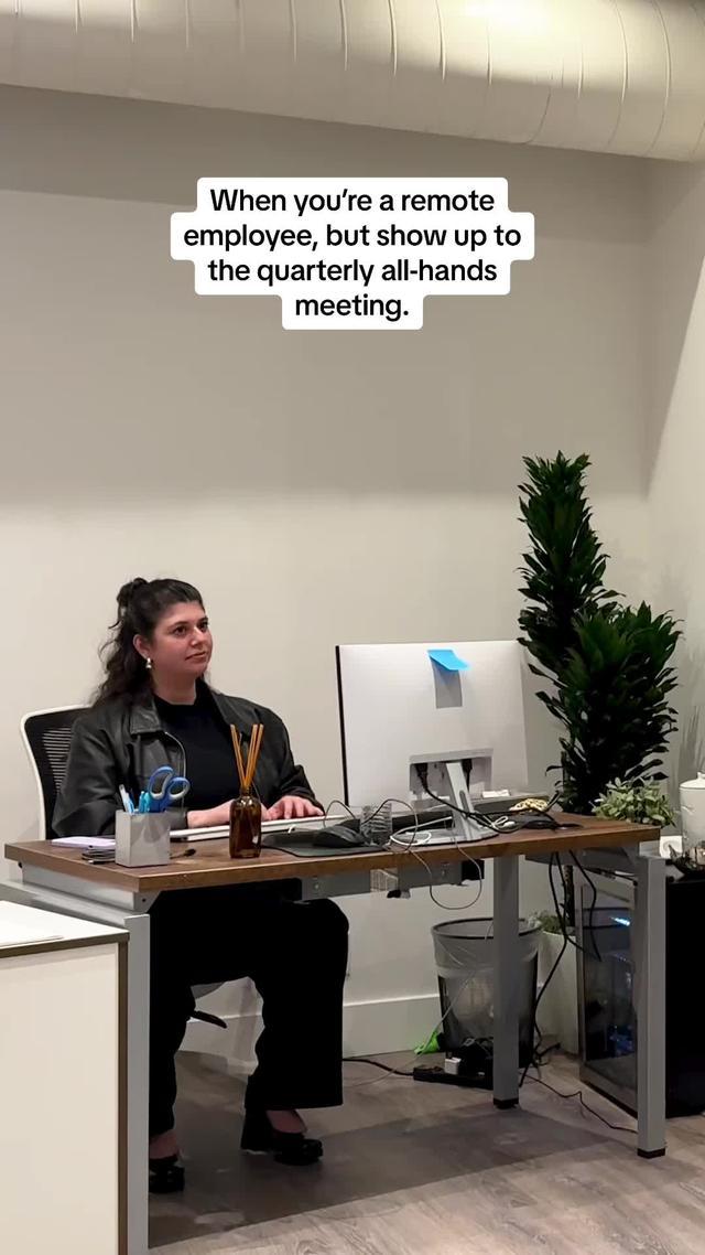 When you’ve only seen his torso on calls, but he’s finally here in the flesh. #RemoteWork #OfficeLife #CorporateLife #Indeed #JobTok