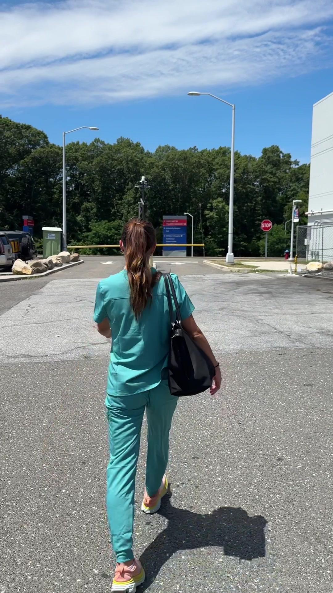 Find your next travel job on Vivian today! ✈️🏥