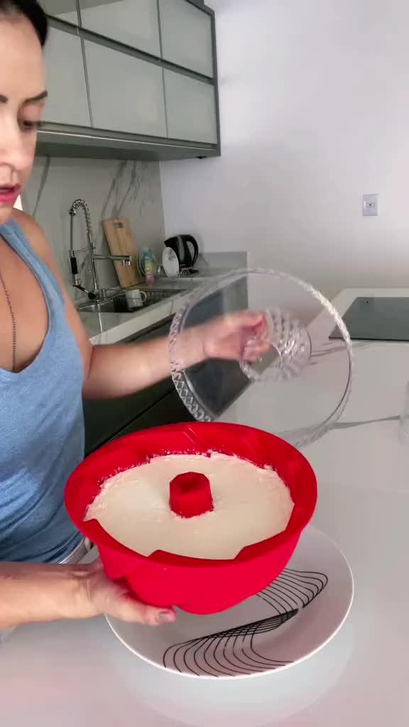 Forma De Bolo Pudim Espiral Vulcão Silicone Forno Air Frayer