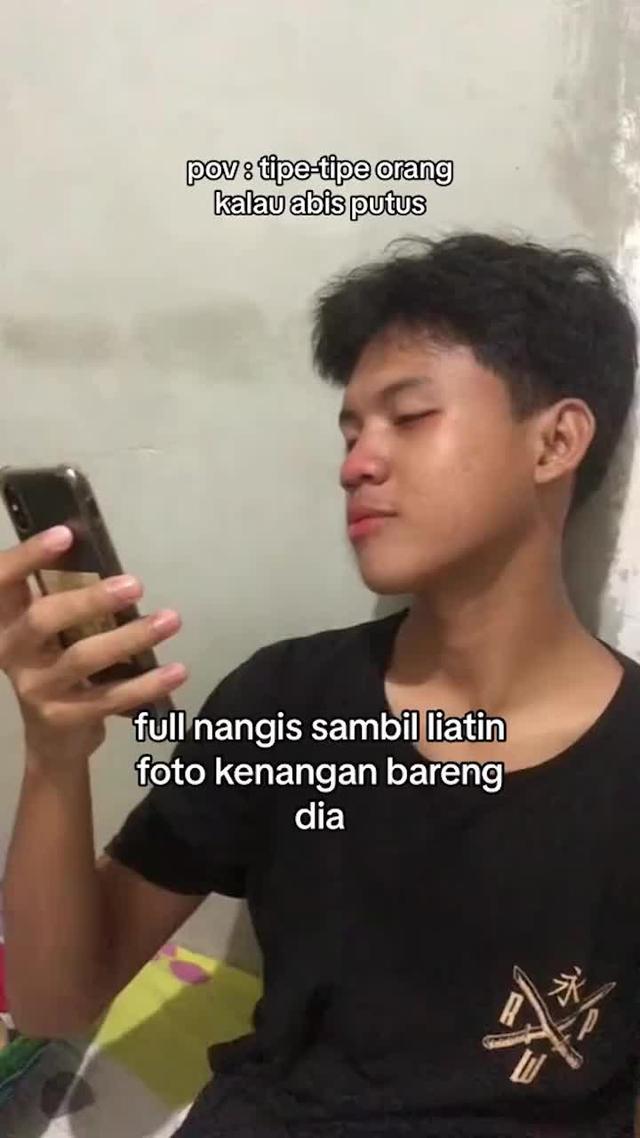 Download WePlay, mainkan game online bersama anak muda.