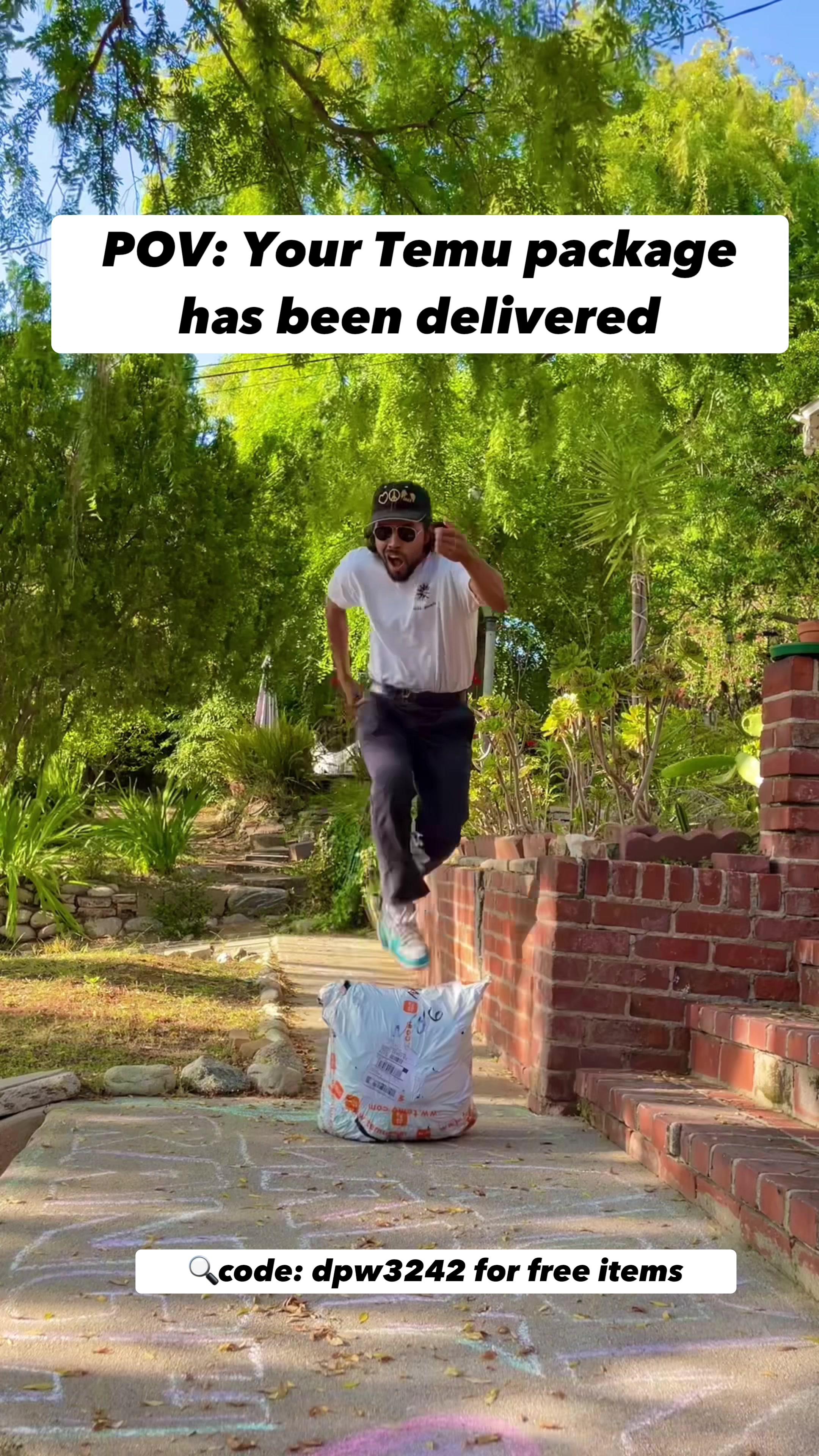 The good stuff has arrived! Temu with the win!🌟🕺🏽 🎉🔍code: dpw3242 for Free items on #temu and 🔗 in bi0 (App new users only with qualifying orders) #musthaves #temufinds #temuhaul