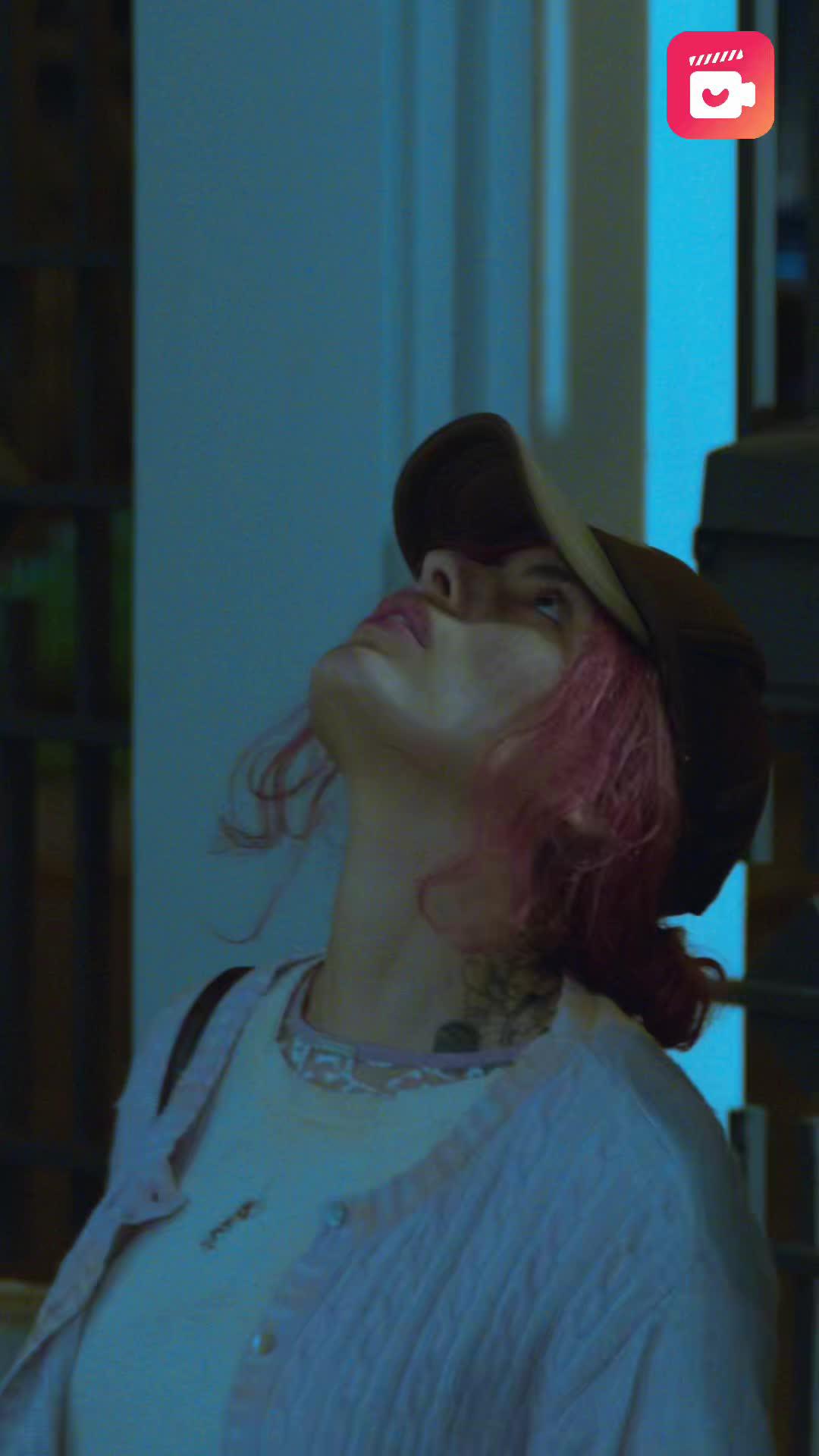 Para assistir mais episódios, clique para baixar.