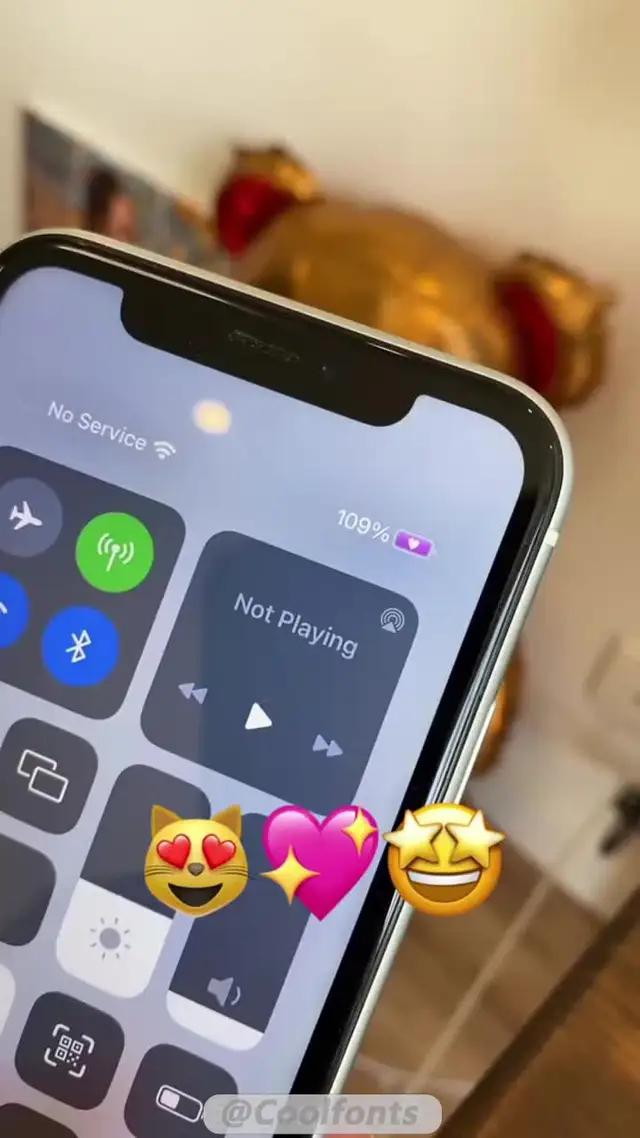 Set exclusive widgets & themes for your Phone
