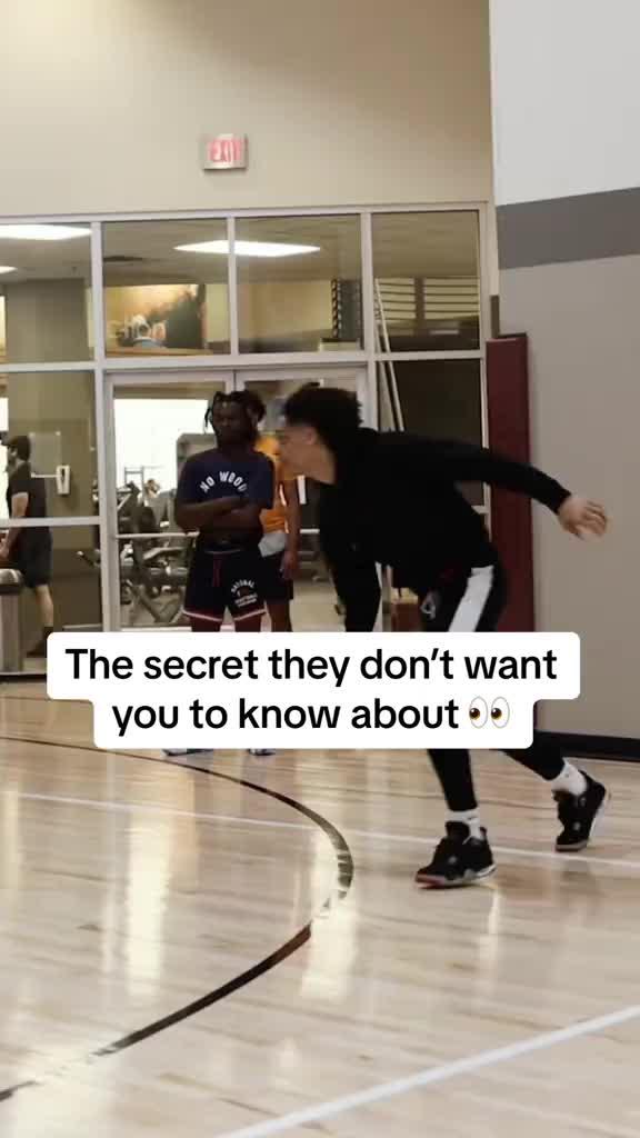 yall gotta try this out 👀 stretching is the most important part! ‼️🔥 #weasyo #wellness #fy