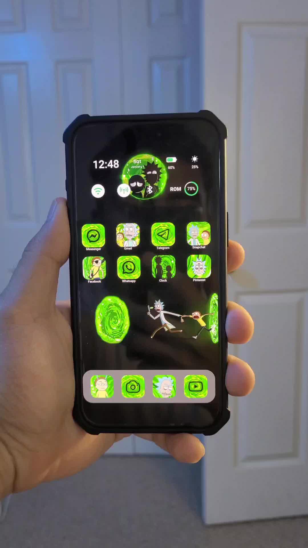 Set exclusive widgets & themes for your Phone