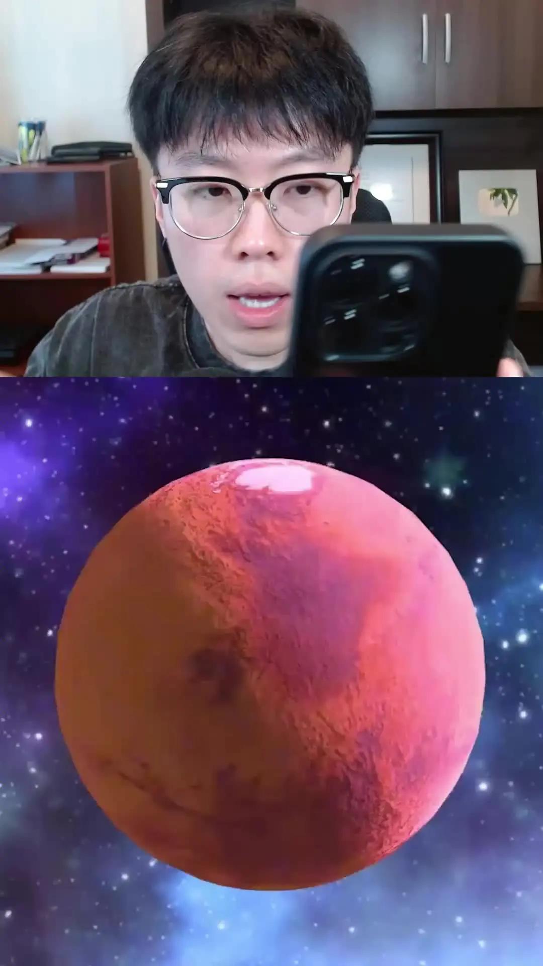 Have You Seen Mars This Close? Activate Your Survival Mode and Play Now!