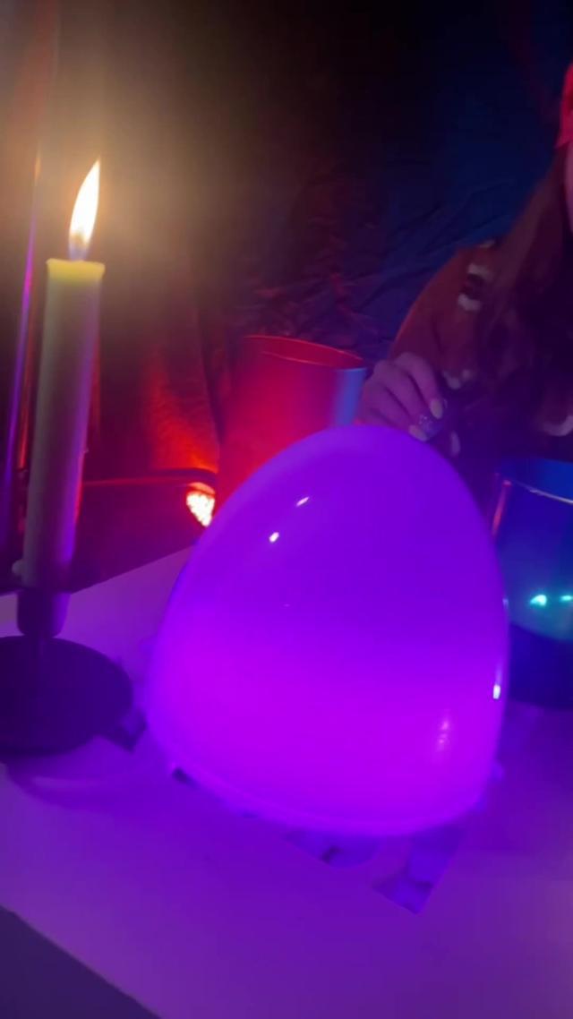 Madam Karmassandra knows all 🔮#fortuneteller #finance #credit #fintok 