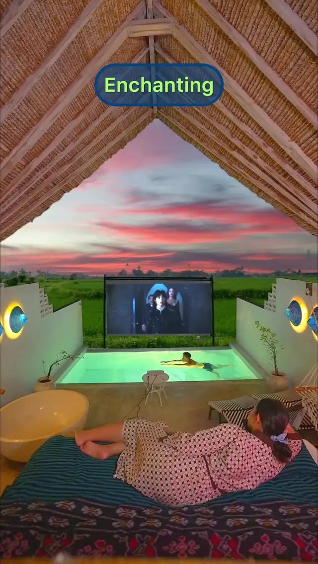 Book Now on Traveloka!