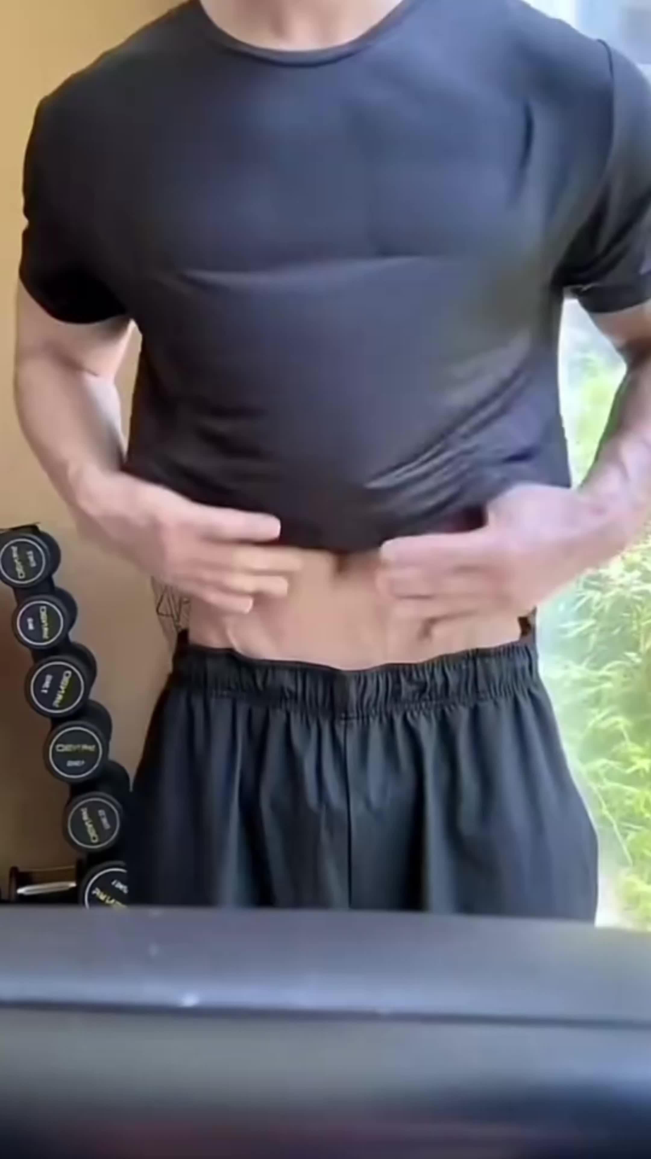 Track your progress. Find your hype squad. Crush your goals. Gogogola is your running companion