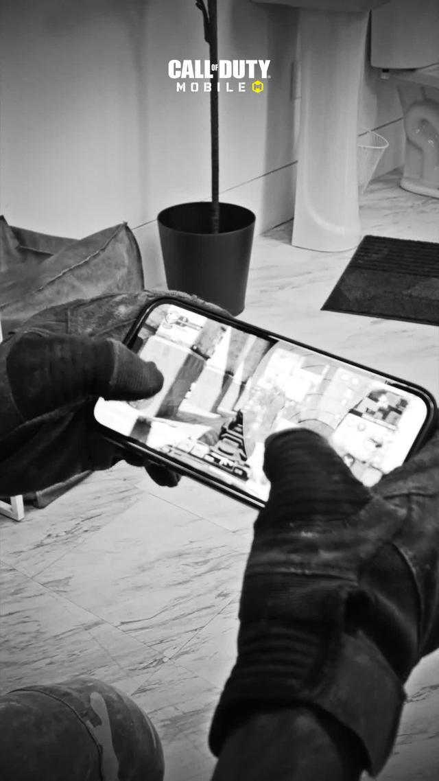 Play Call of Duty®: Mobile!