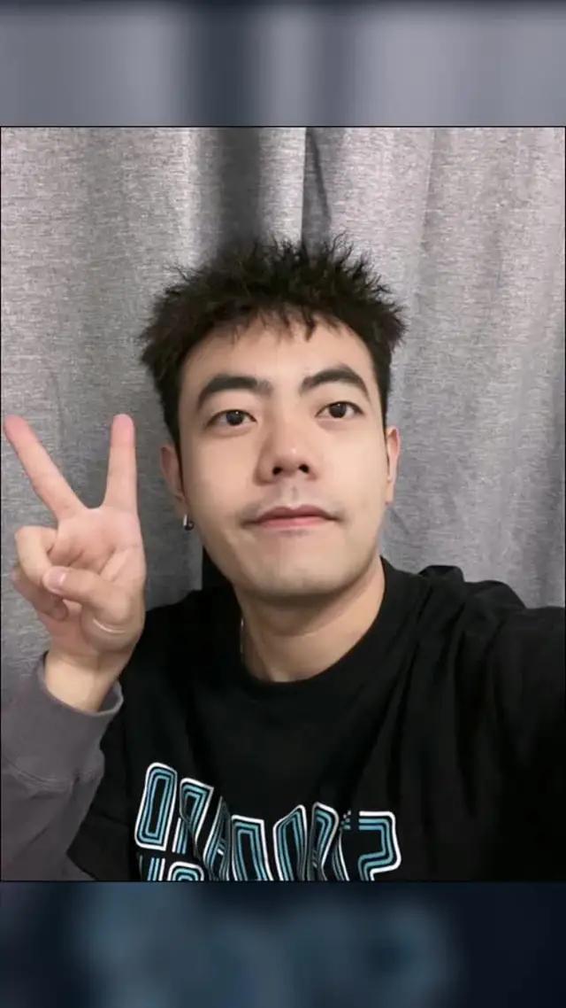 AI漫畫臉，用Faceplay變身!