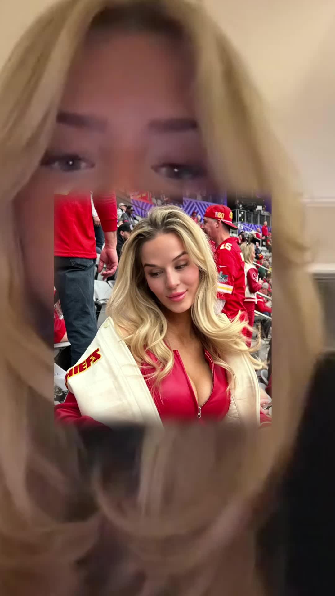 Make any photo worthy of AI!