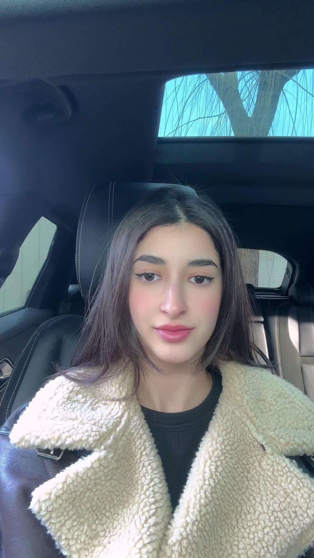 ❤️ Who would you carry with you? Stamp your story! #MyFamilyMyStory #CustomJewelry #NameNecklace #PersonalizedGift #FamilyTies #TrendyToken #TemuMustHaves