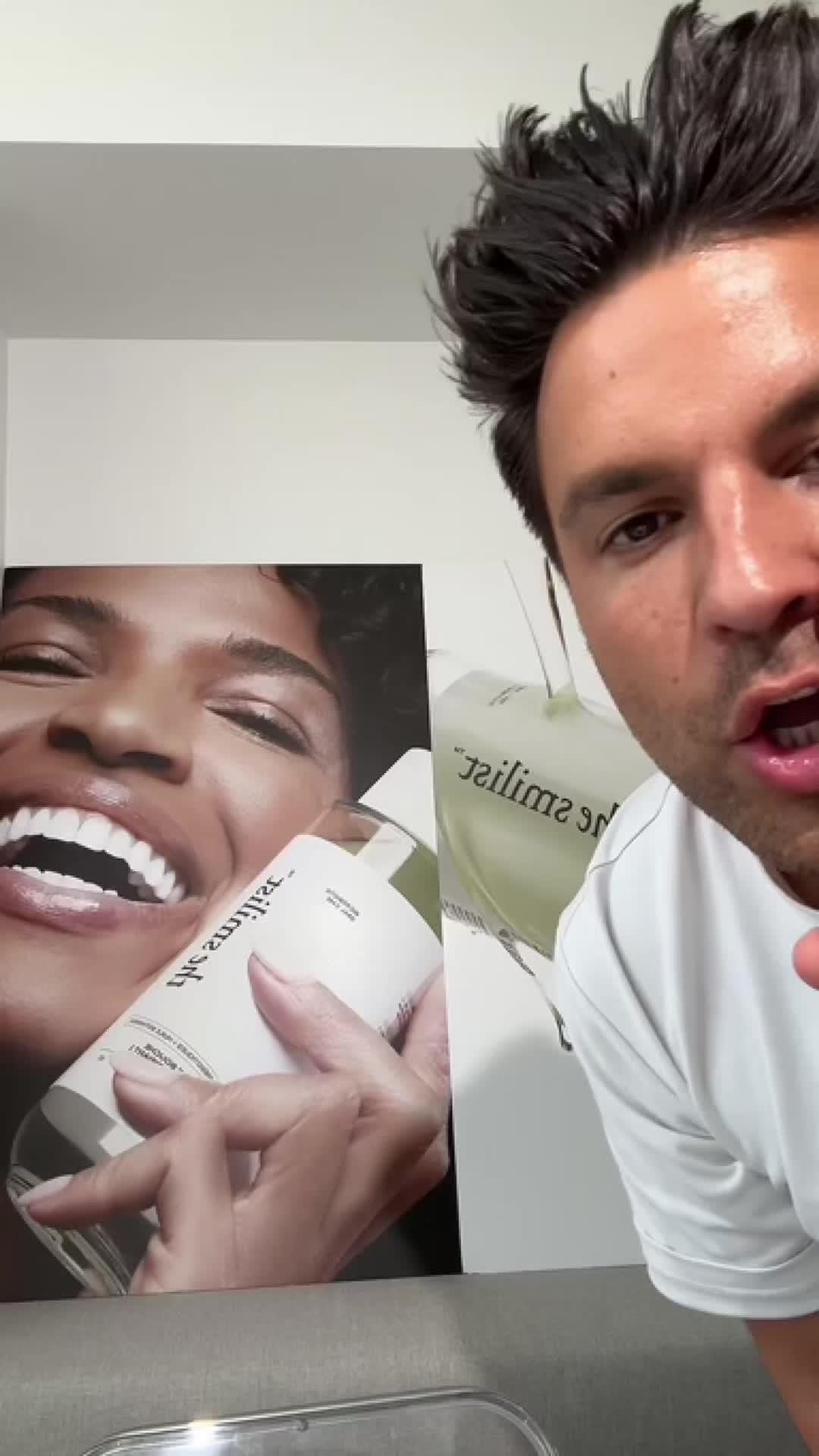 Nos soins dentaires aux prébiotiques sont disponibles sur Choose pour une durée trés limitée ! On vous offre 10€ avec le code : FRANCOISBO06  #oralcare #teeth #dental