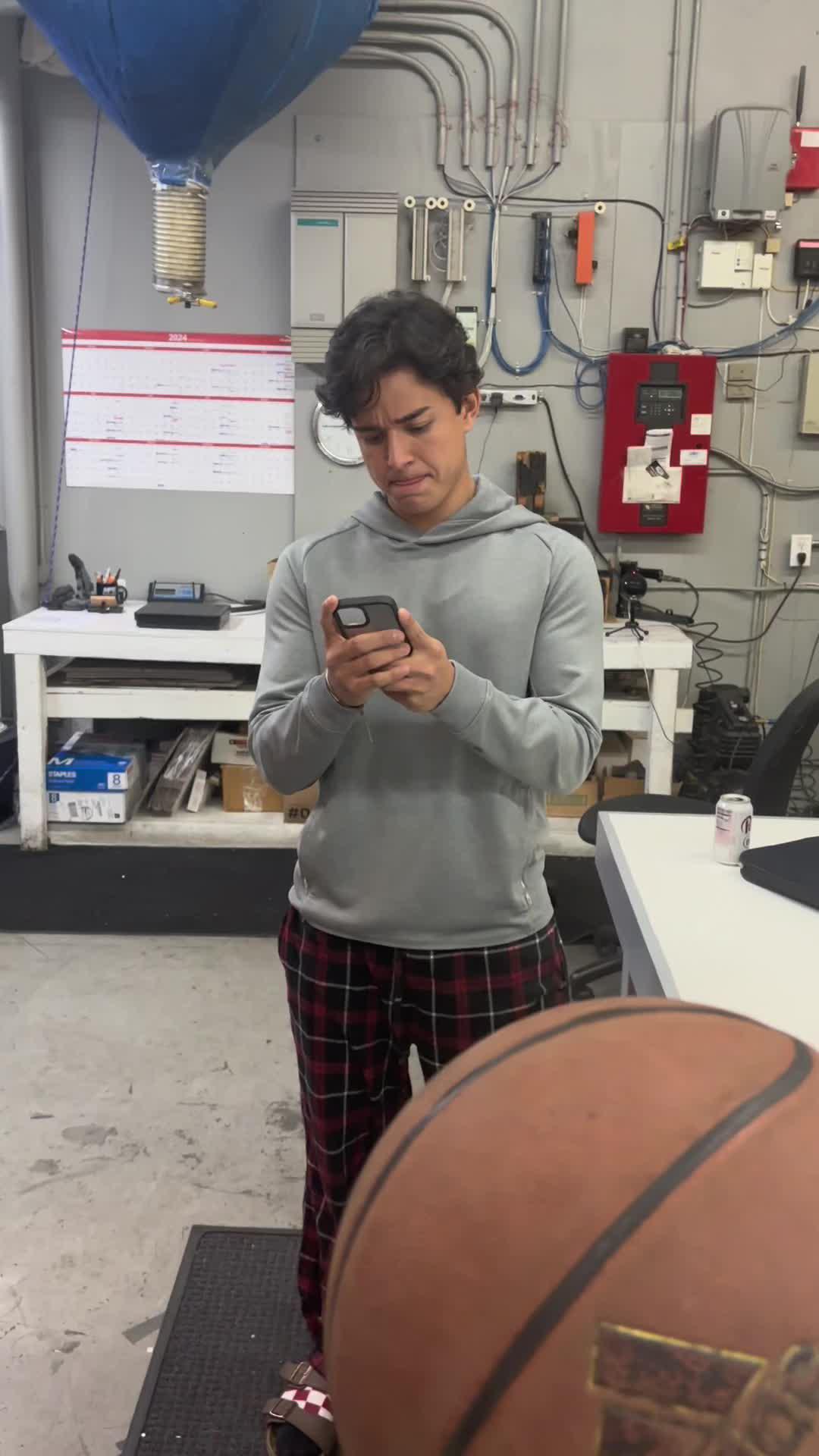 Hotshot-ish sport predictions!