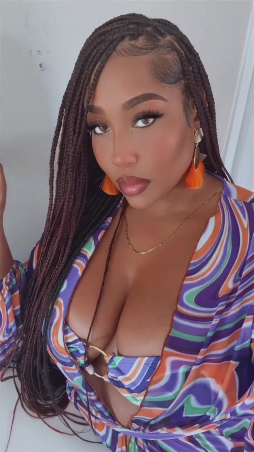 The best singles are on BlackGentry. Don’t miss out and get the free app.