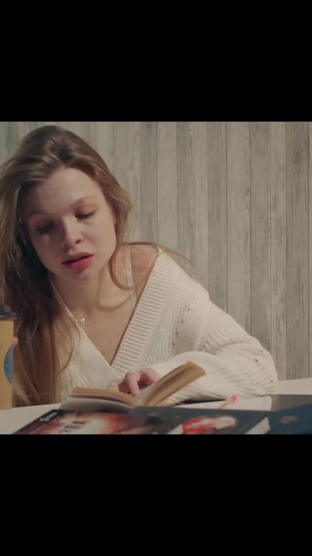 Embed a translator in any application and translate with one touch! Translate by photo or voice!
