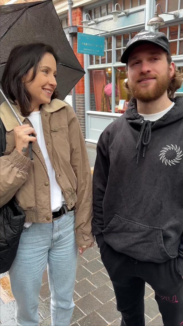 Go For It @Hinge 🖤  #hingepartner #meetcute #hinge #howcouplesmeet #love #london #streetinterview #foryou #foryoupage #fyp 