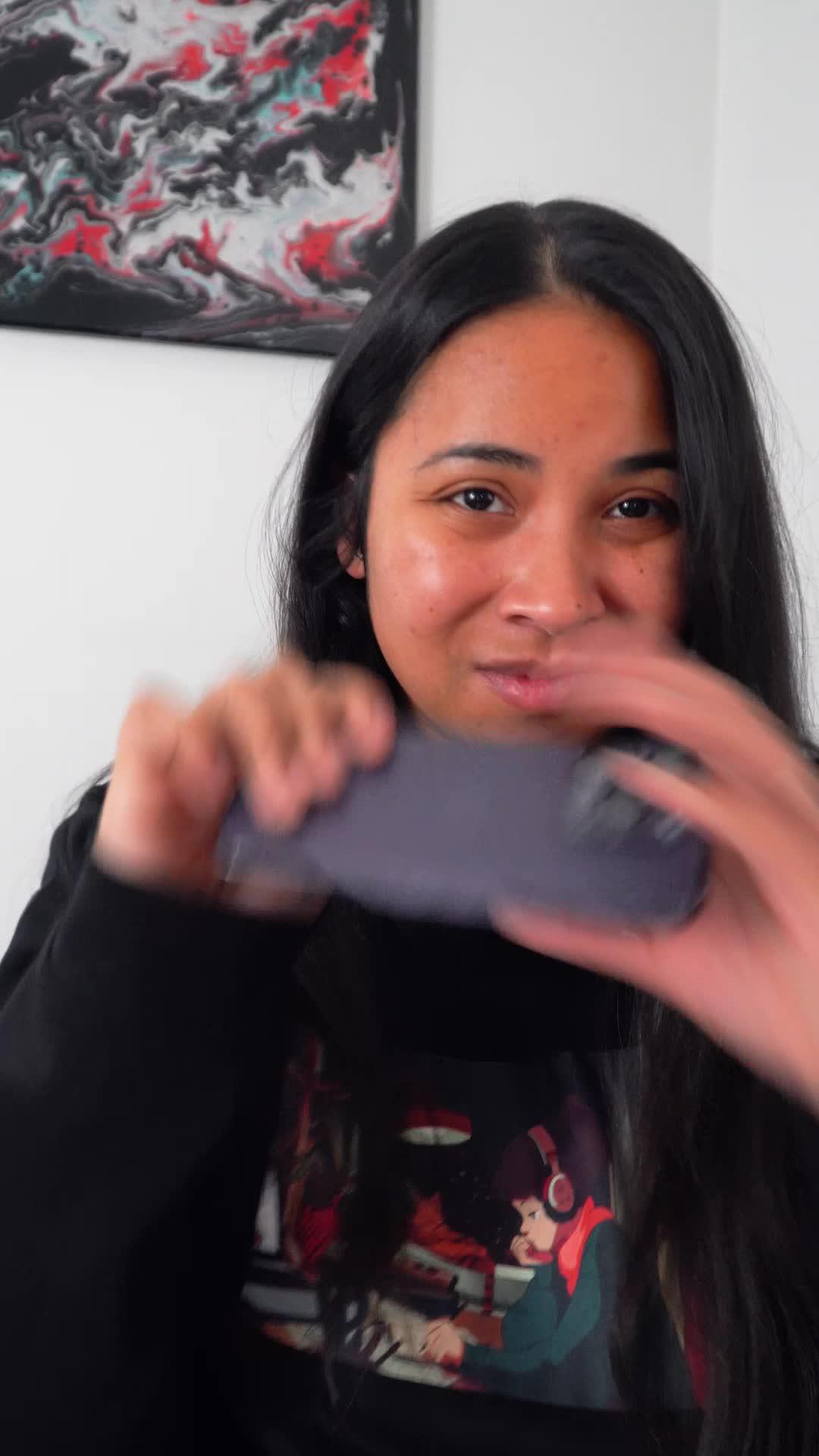 Set exclusive icons & themes for your iPhone!