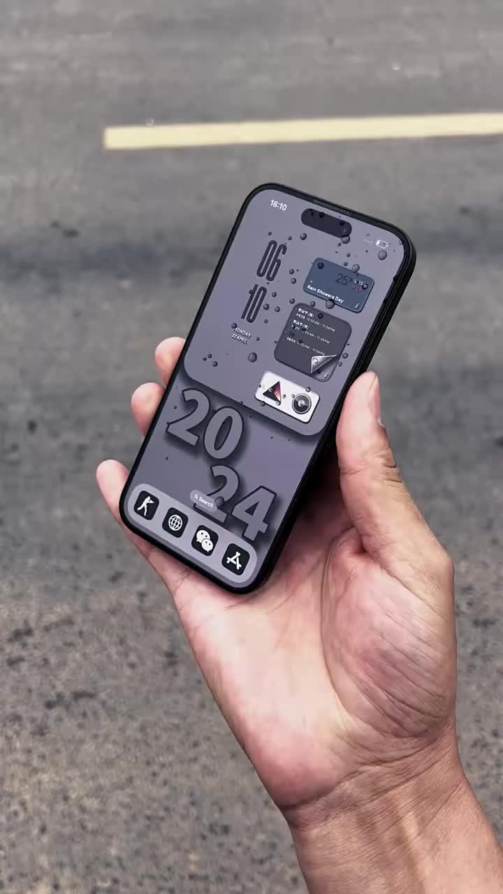 Set exclusive widgets & themes for your iPhone!