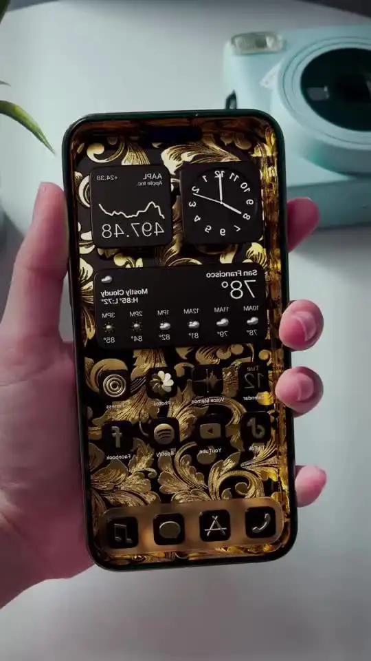 قم بتعيين ورق الحائط الخاص بك بتأثير شفاف!