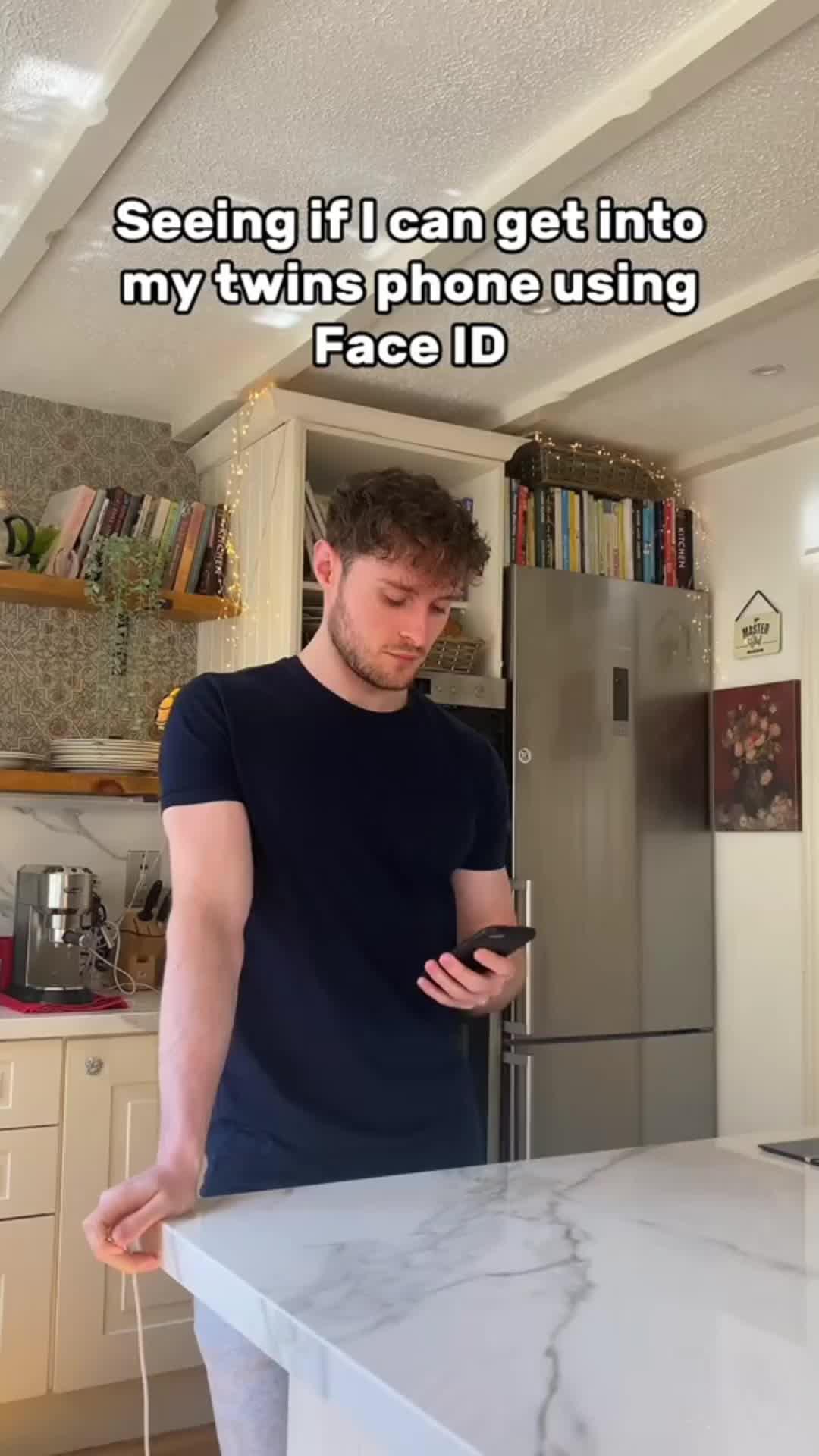 Customize your phone with Fonts Art!