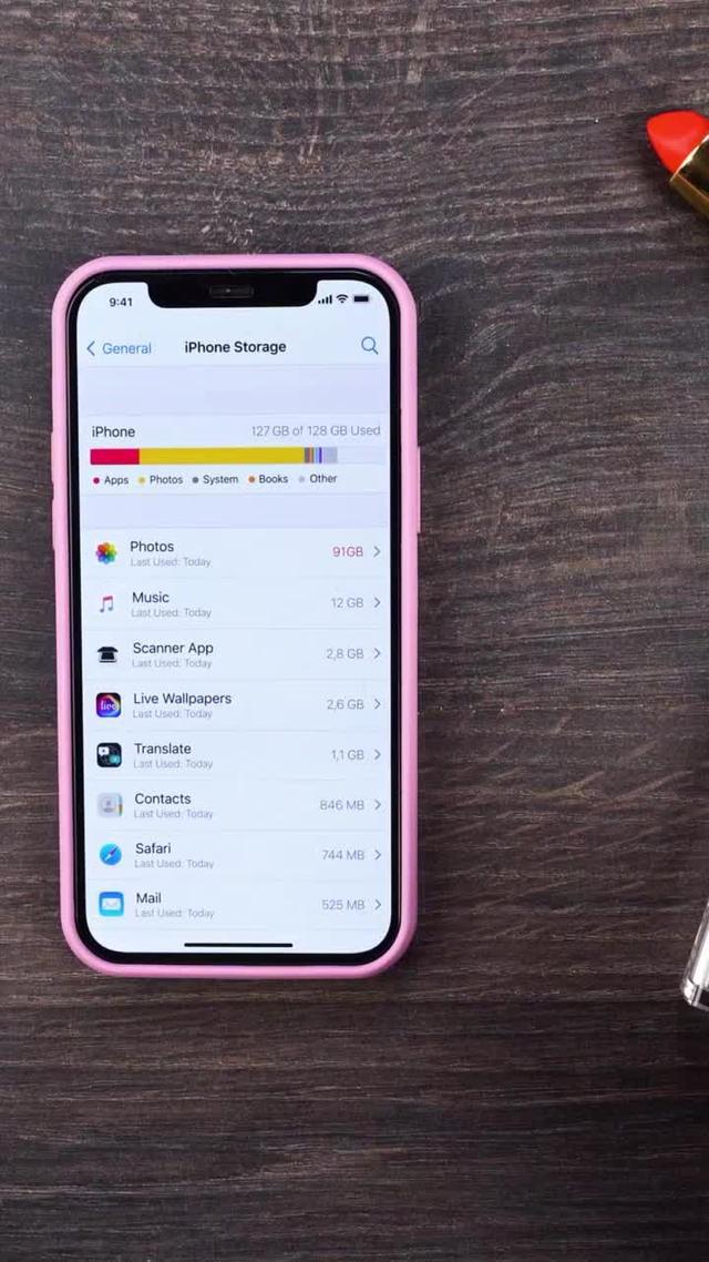 Clean up your device in a few taps!