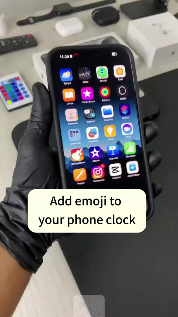 Set exclusive widgets & themes for your Phone