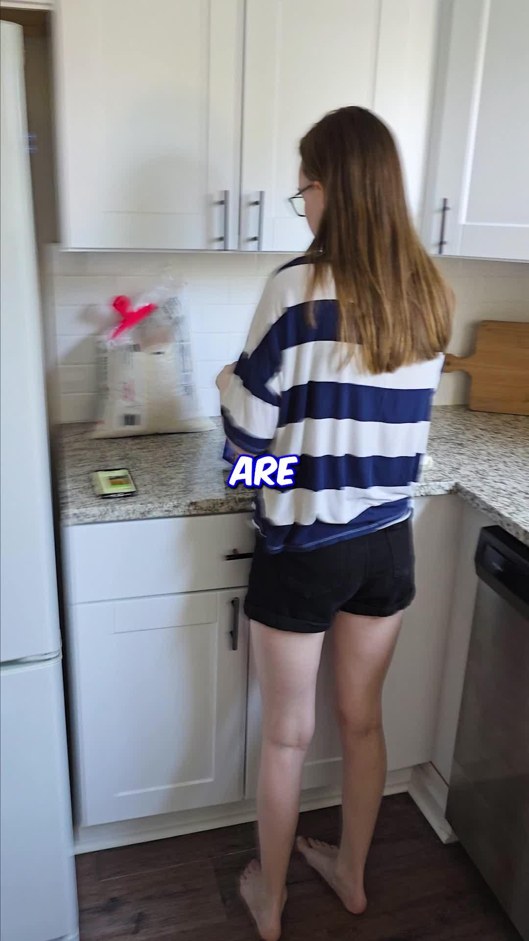 Set exclusive  keyboard& themes for your Phone!