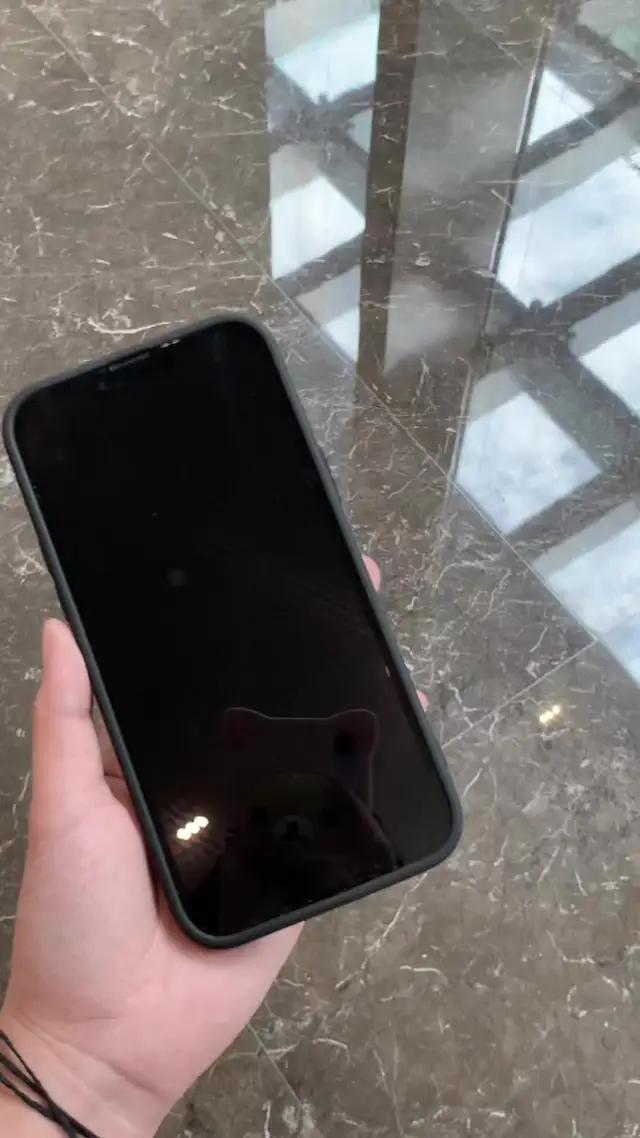 Best IOS App! awesome wallpapers & stylish app icons and more! Check out now! 