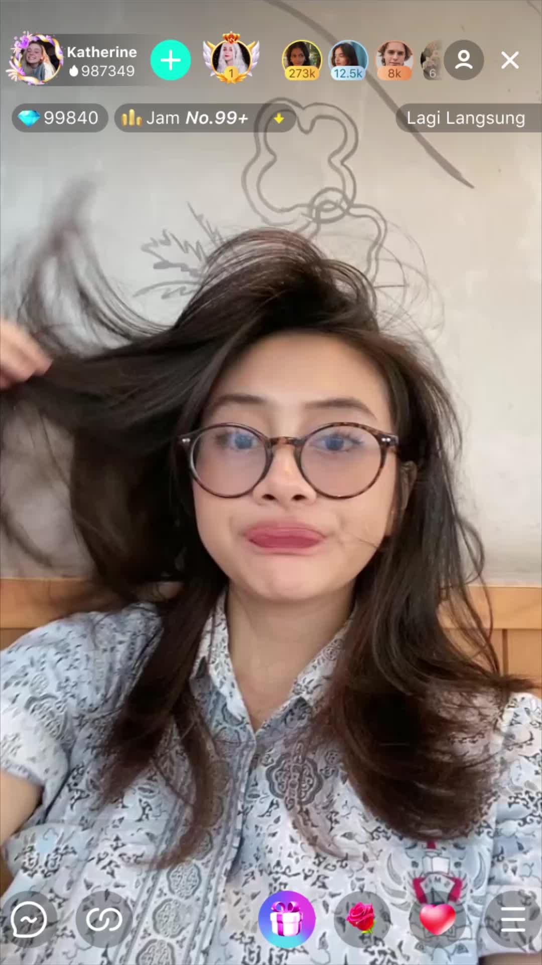 Online chat for entertainment, come to see me on MICO!