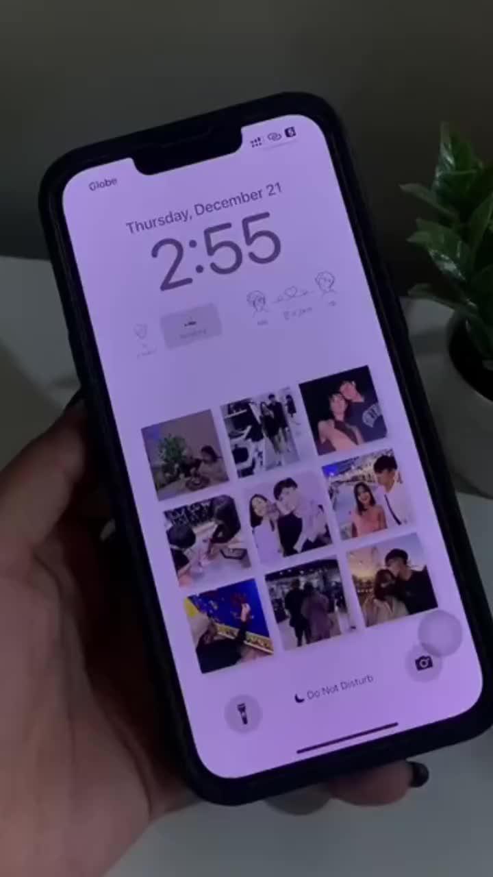 Set exclusive widgets & themes for your Phone