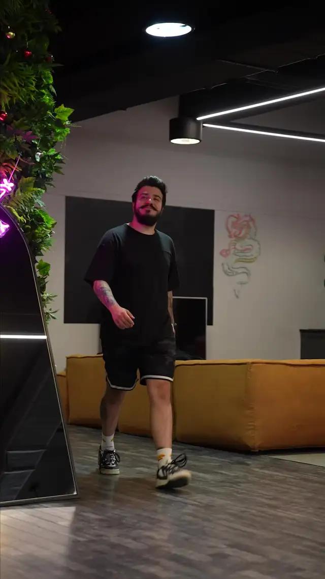 30.000 TL’ye varan faizsiz fırsat! Mobil’den müşterimiz olun, fırsatı kaçırmayın.