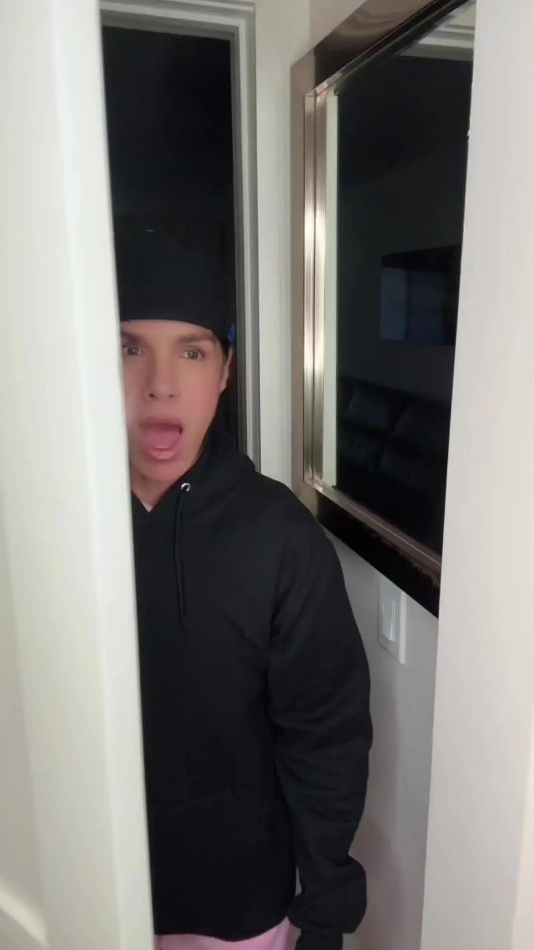 Chat with your AI soulmates!