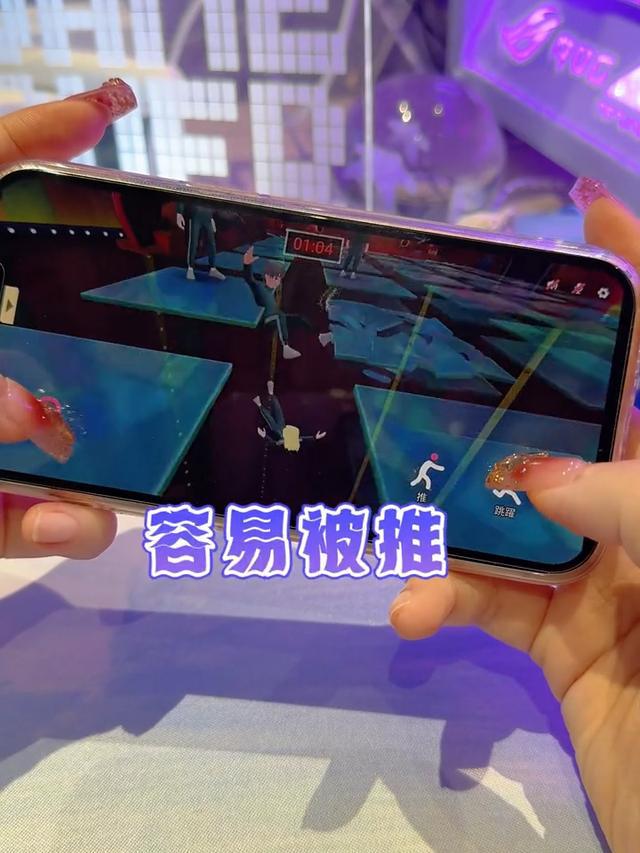 推人不成反被推下去啦！#推薦 #流量 #遊戲 #spy #funny #fyp #weplay