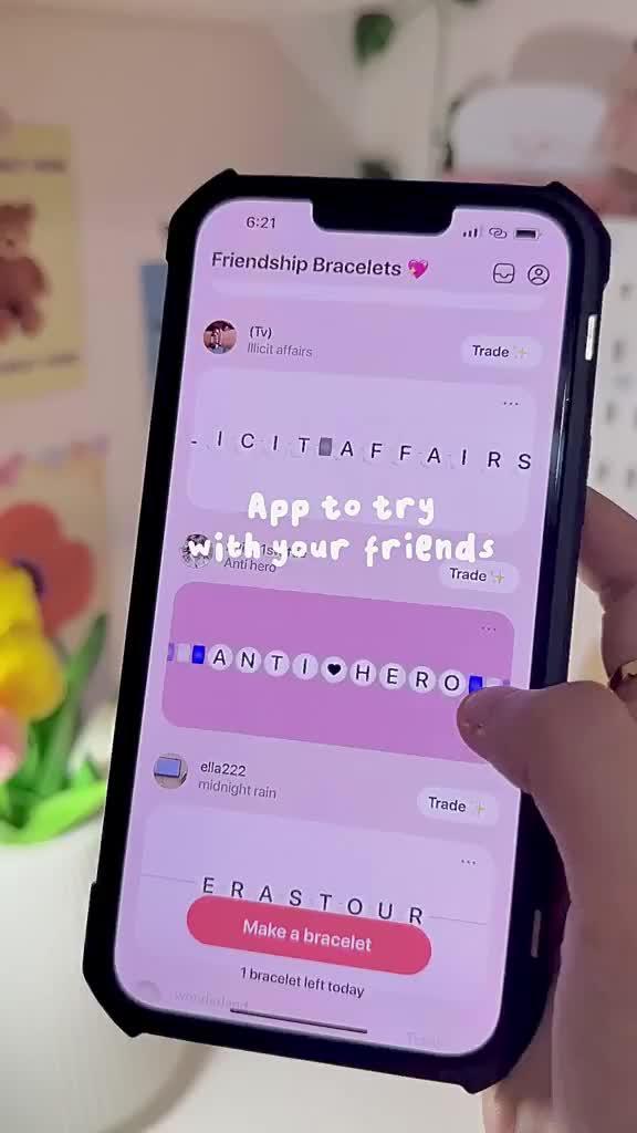 Create your virtual friendship bracelets and trade <3