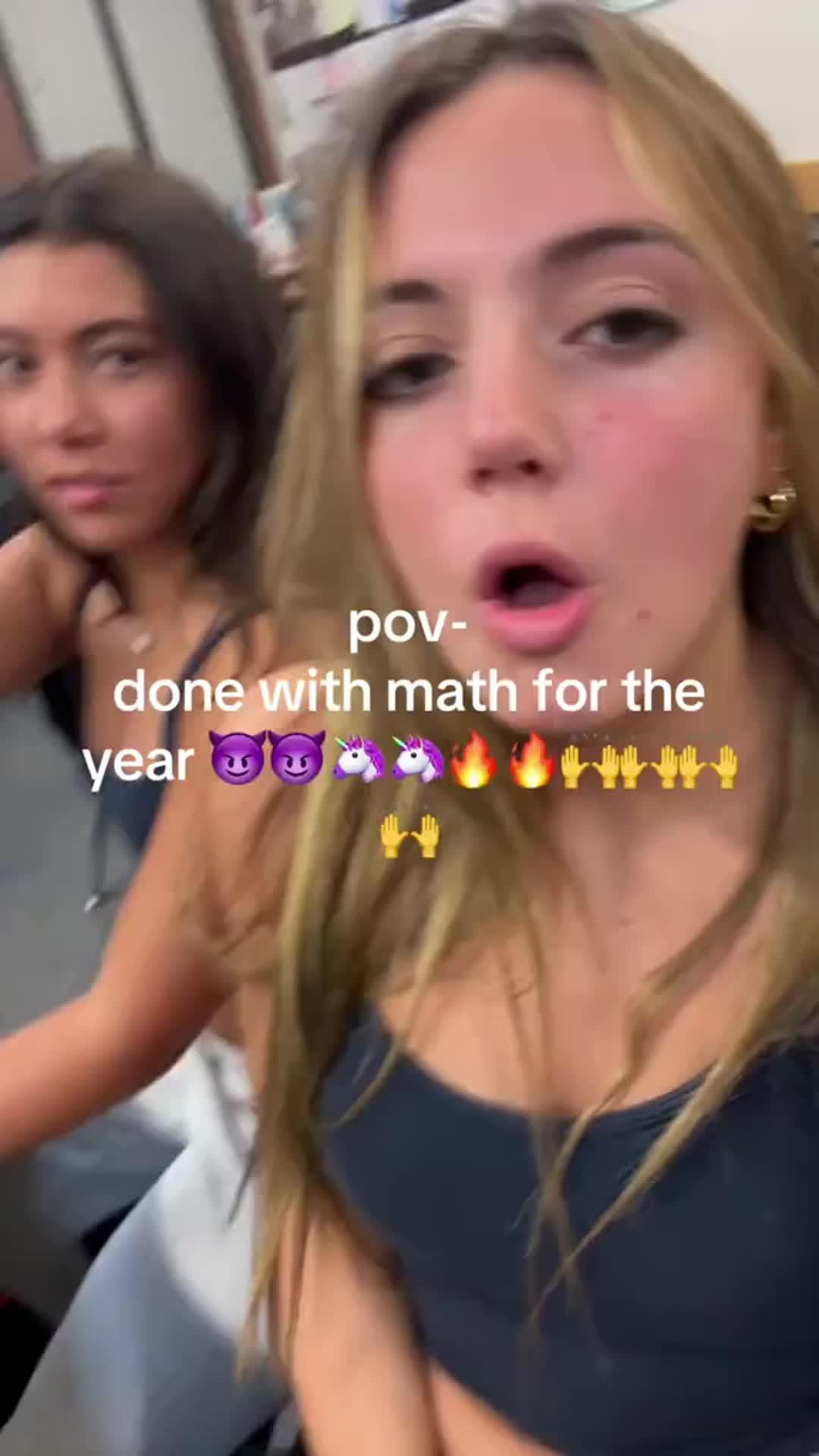 someone: how’s your studies going on?#studytoolsforstudents #AI #studyhacks #studytok #goodgrades #goodgrades