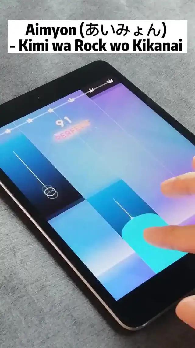 100,000以上の最もホットな曲で