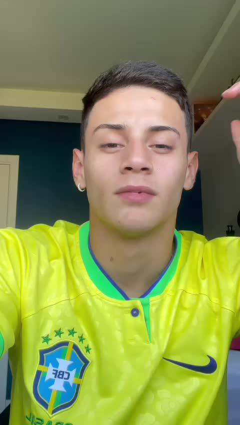 Omada é o MELHOR aplicativo pra quem gosta de esportes! Vem competir comigo. #Futebol #Neymar #Messi #campeaonatobrasileiro #23agency #publi 